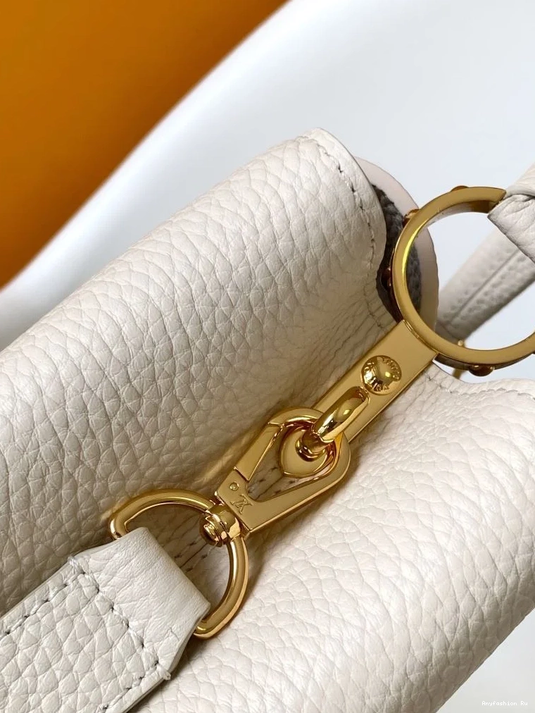 42953 FreshLook Capucines Bags BB Vuitton Louis 0819